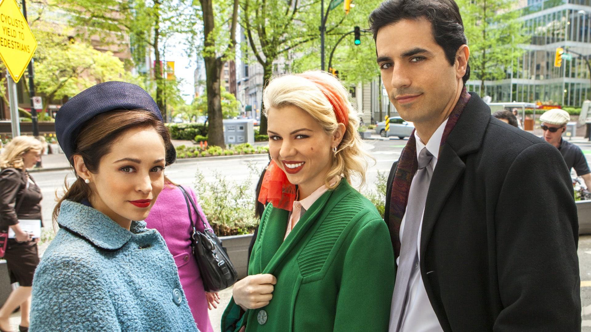 دانلود فیلم Love at the Thanksgiving Day Parade 2012