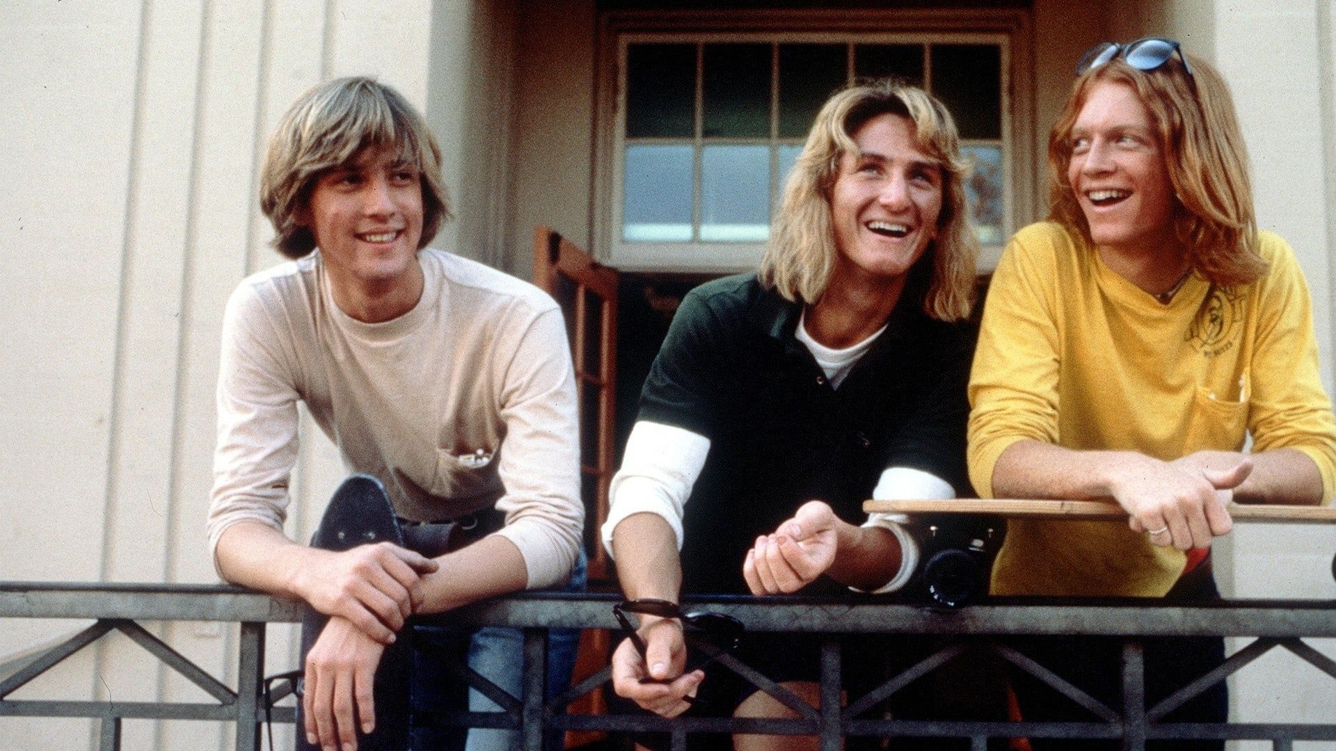 دانلود فیلم Fast Times at Ridgemont High 1982