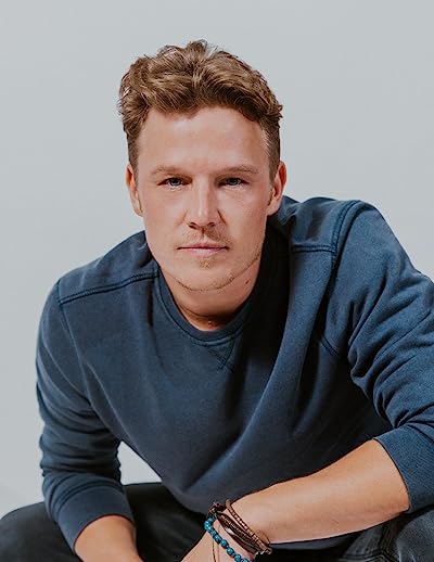 Christopher Egan